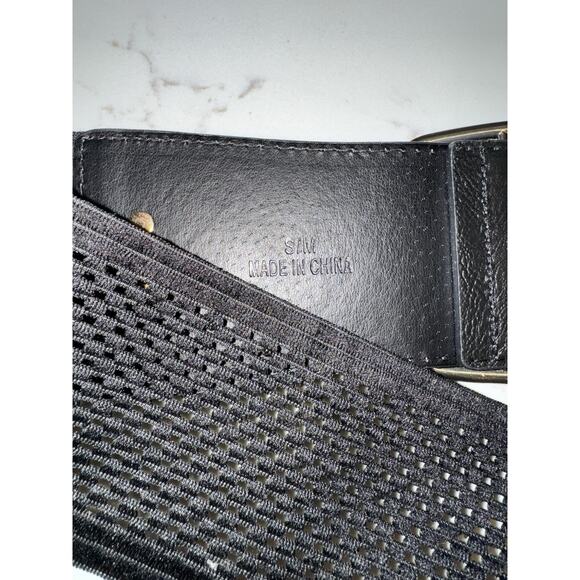 Adrienne Vittadini Wide Stretch Belt w/ Faux Leather Sz S/M Black & Silver - Picture 4 of 6